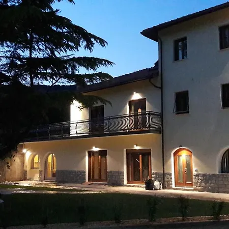Torbole Panzió